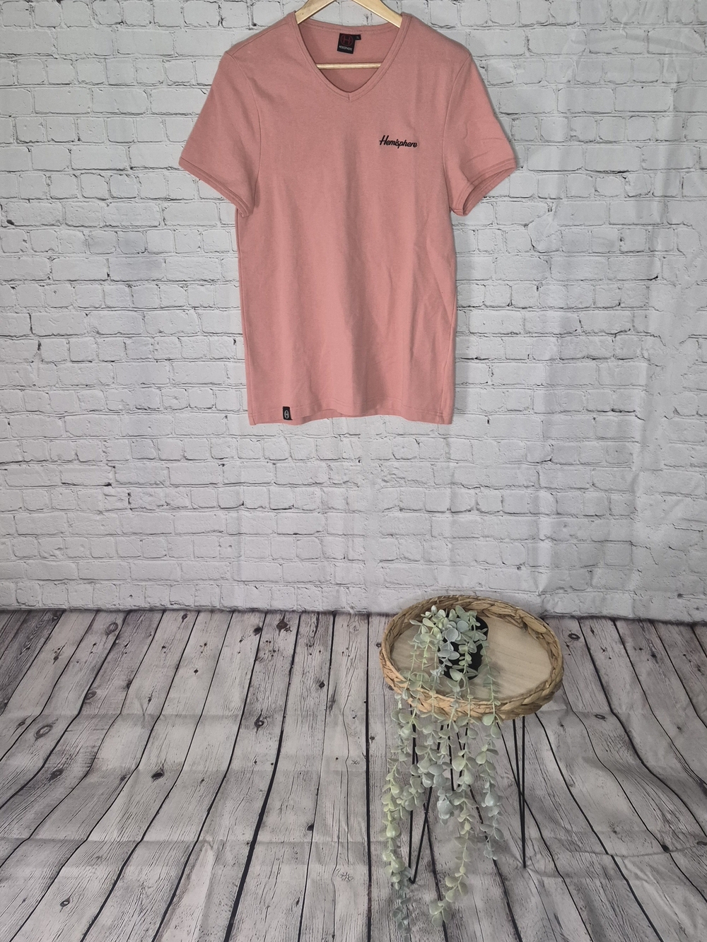 Men's Short Sleeve V-Neck Shirt - Dusty Pink